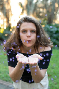 Creative golden hour senior photos by Oviedo senior photographer