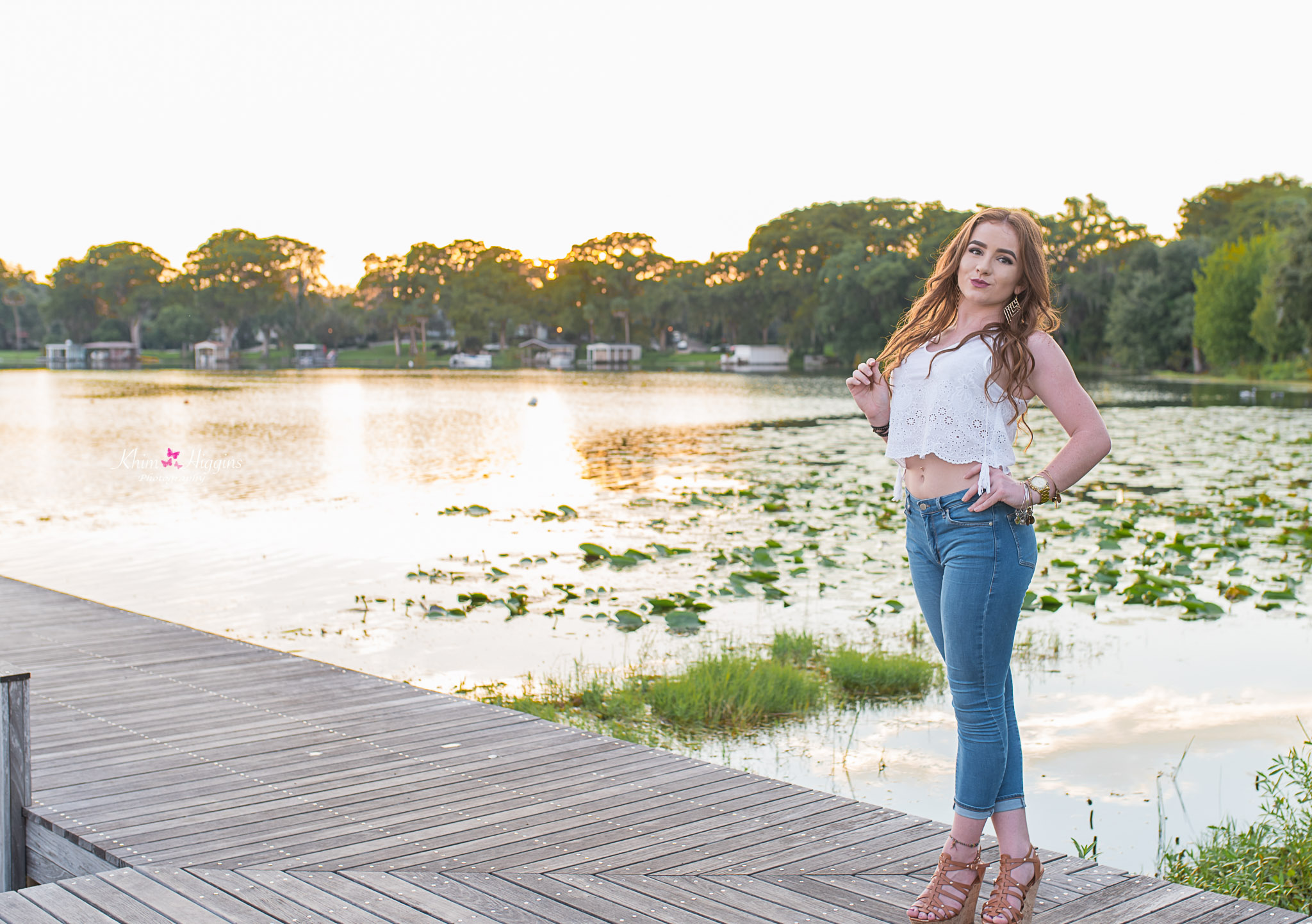 A senior girl photo shoot at golden hour light