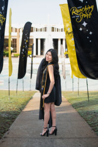 UCF graduation photographer near Memory Mall